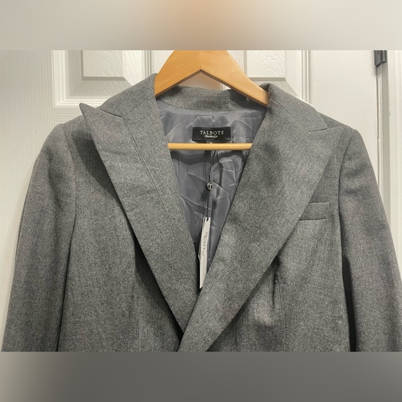 NWT TALBOTS Kate Fit Romantically Curvy Wool Blend Jacket Sz 14 Gray Blazer - Picture 3 of 10